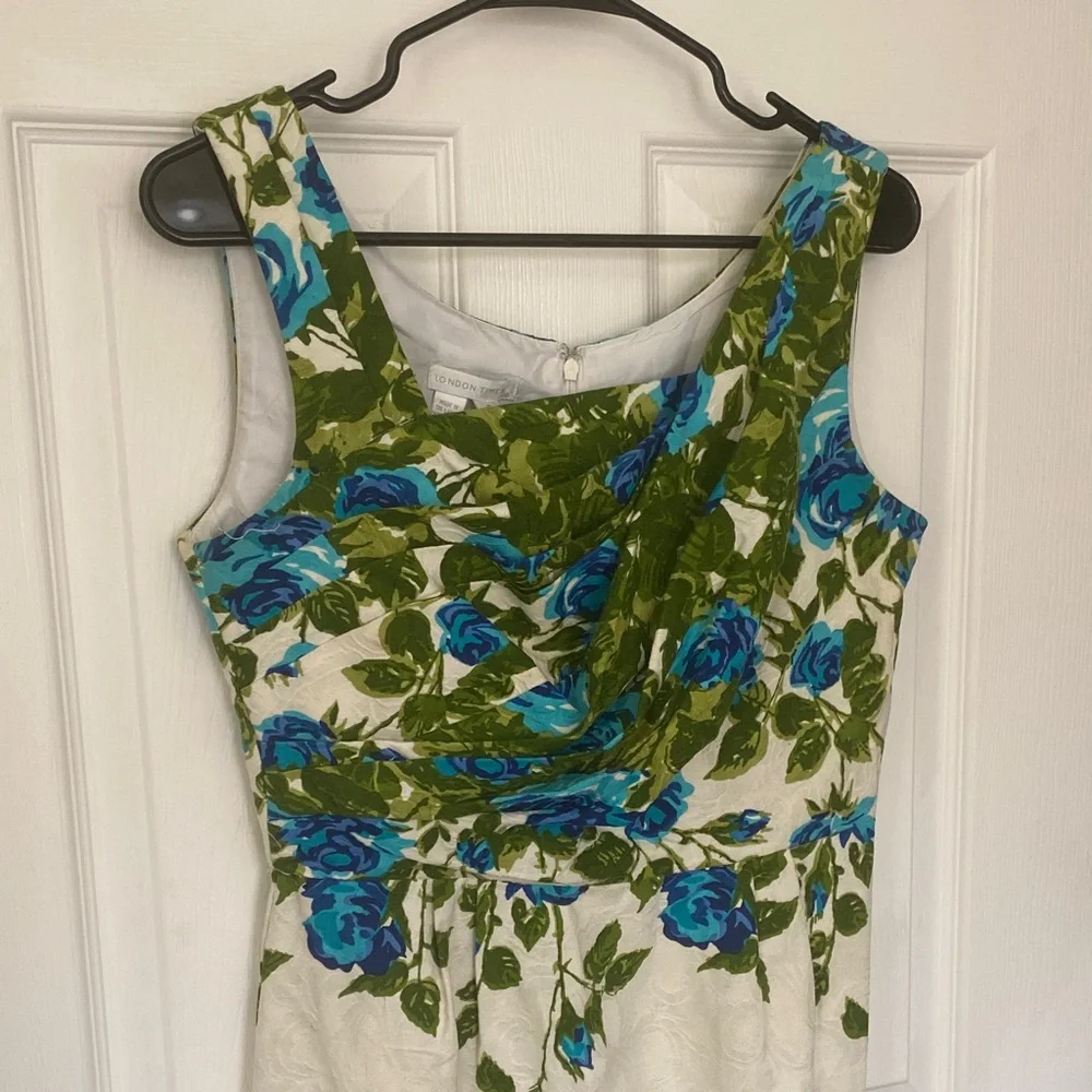 London Times Green and Blue Floral Dress - Picture 5 of 16